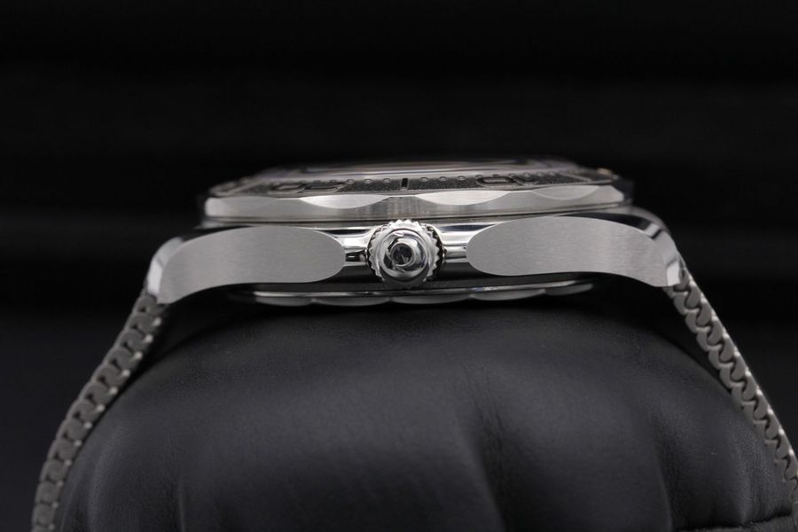 Omega Seamaster Diver 300m 210.30.42.20.06.002